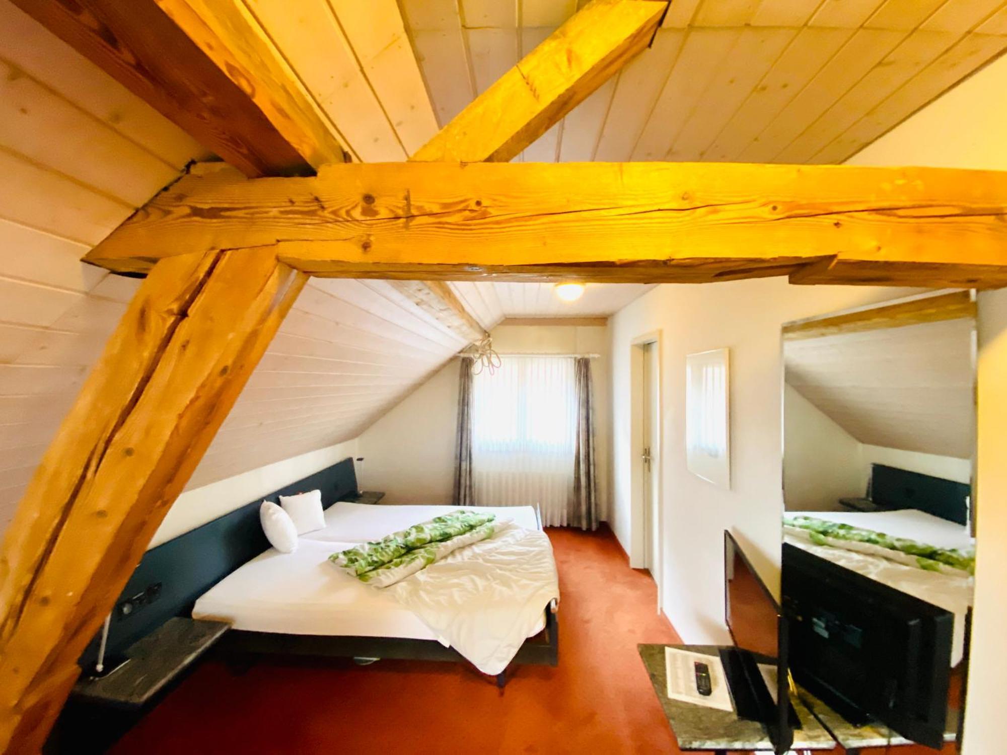 Gasthof Kreuz Egerkingen Phòng bức ảnh